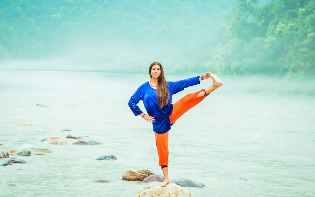 WHY RISHIKESH IS BEST FOR 200 HOUR YOGA TEACHER TRAINING ?