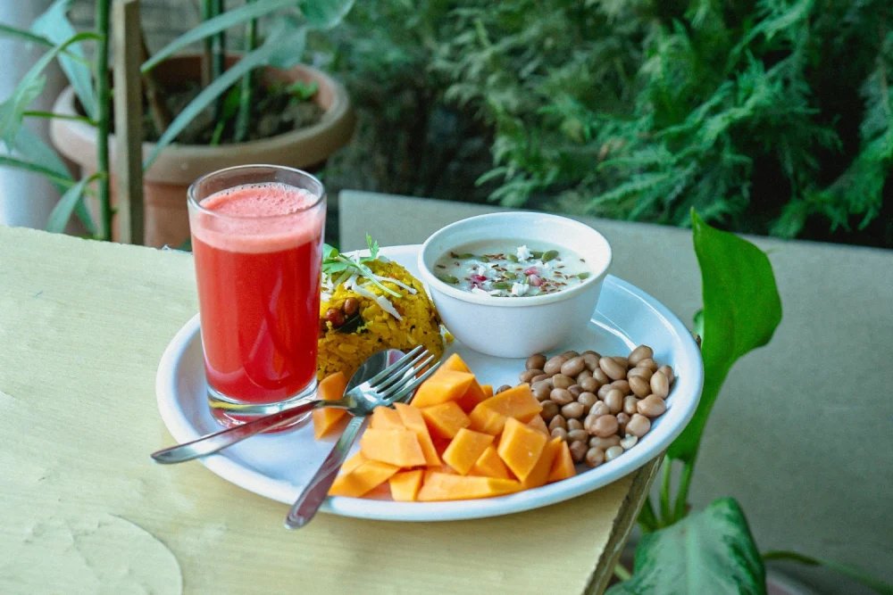 Sattvic Food for Yoga Students at Living Yoga School